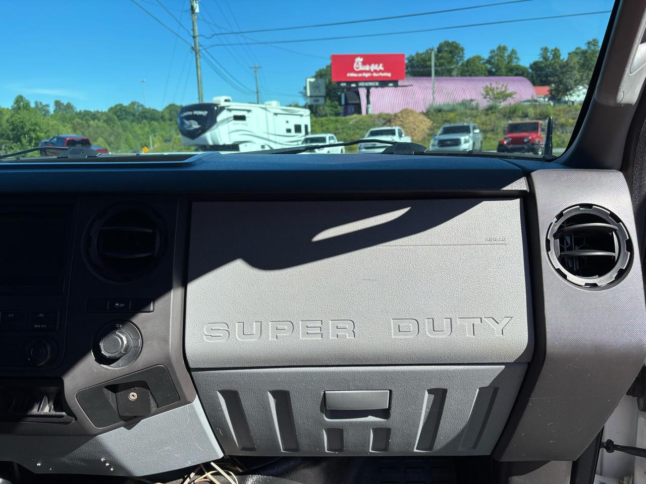 Ford F-250 SD XL Crew Cab 4WD 2016