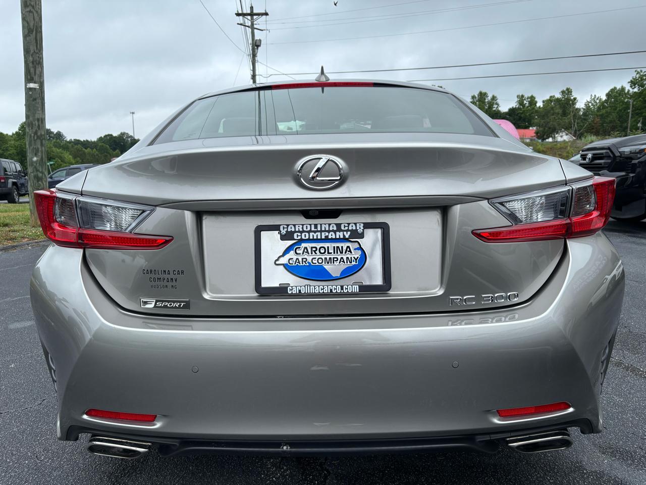 Lexus RC 200t  2018