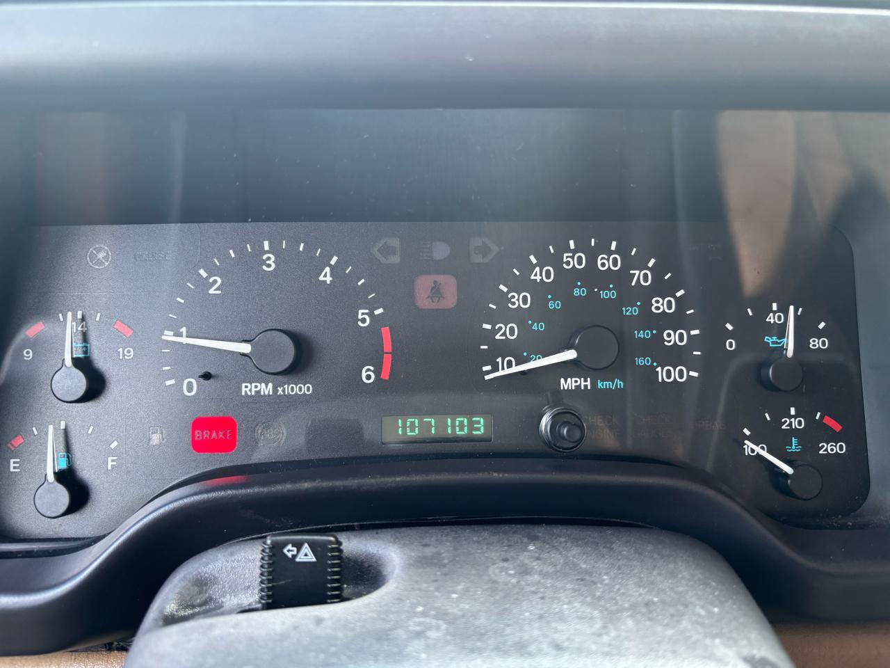 Jeep Wrangler SE 1999