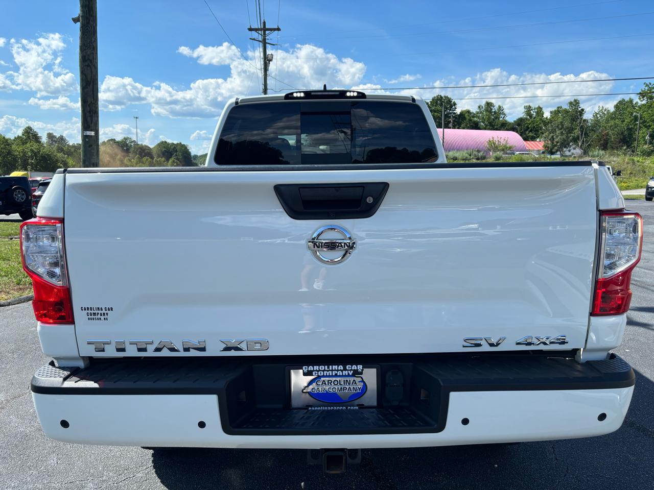 Nissan Titan XD SV Crew Cab 4WD 2022