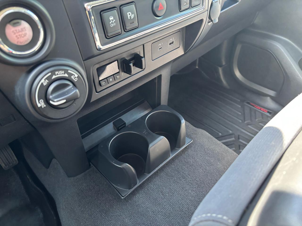 Nissan Titan XD SV Crew Cab 4WD 2022