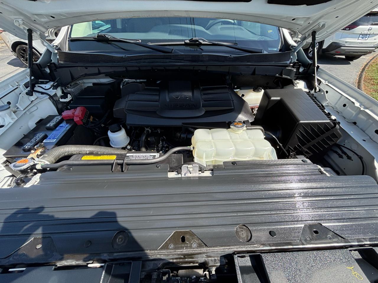 Nissan Titan XD SV Crew Cab 4WD 2022