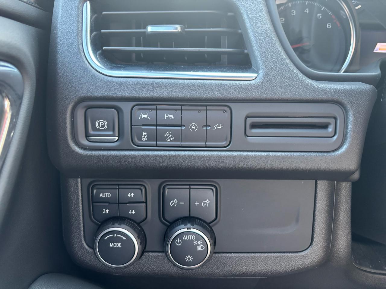 Chevrolet Tahoe Z71 2021