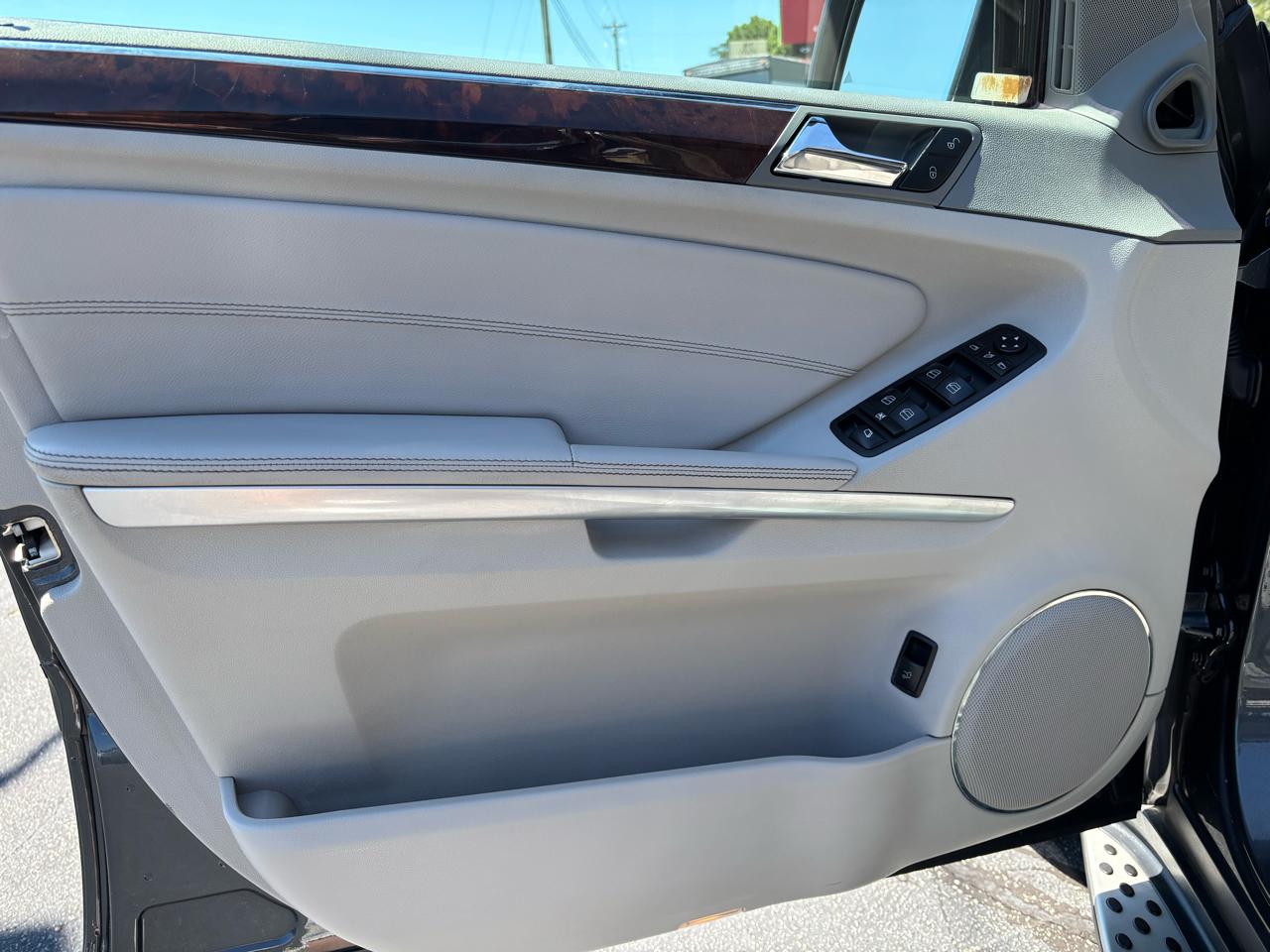 Mercedes-Benz GL-Class GL450 4MATIC 2012