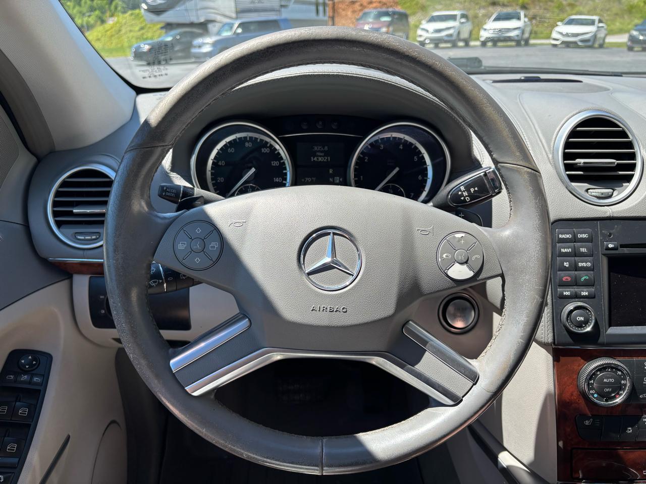 Mercedes-Benz GL-Class GL450 4MATIC 2012
