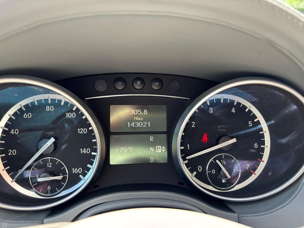 Mercedes-Benz GL-Class GL450 4MATIC 2012