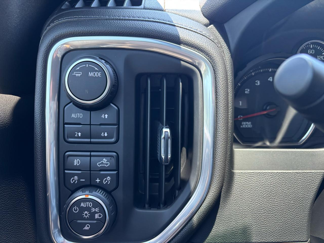 Chevrolet Silverado 1500 Limited RST Crew Cab 4WD 2022