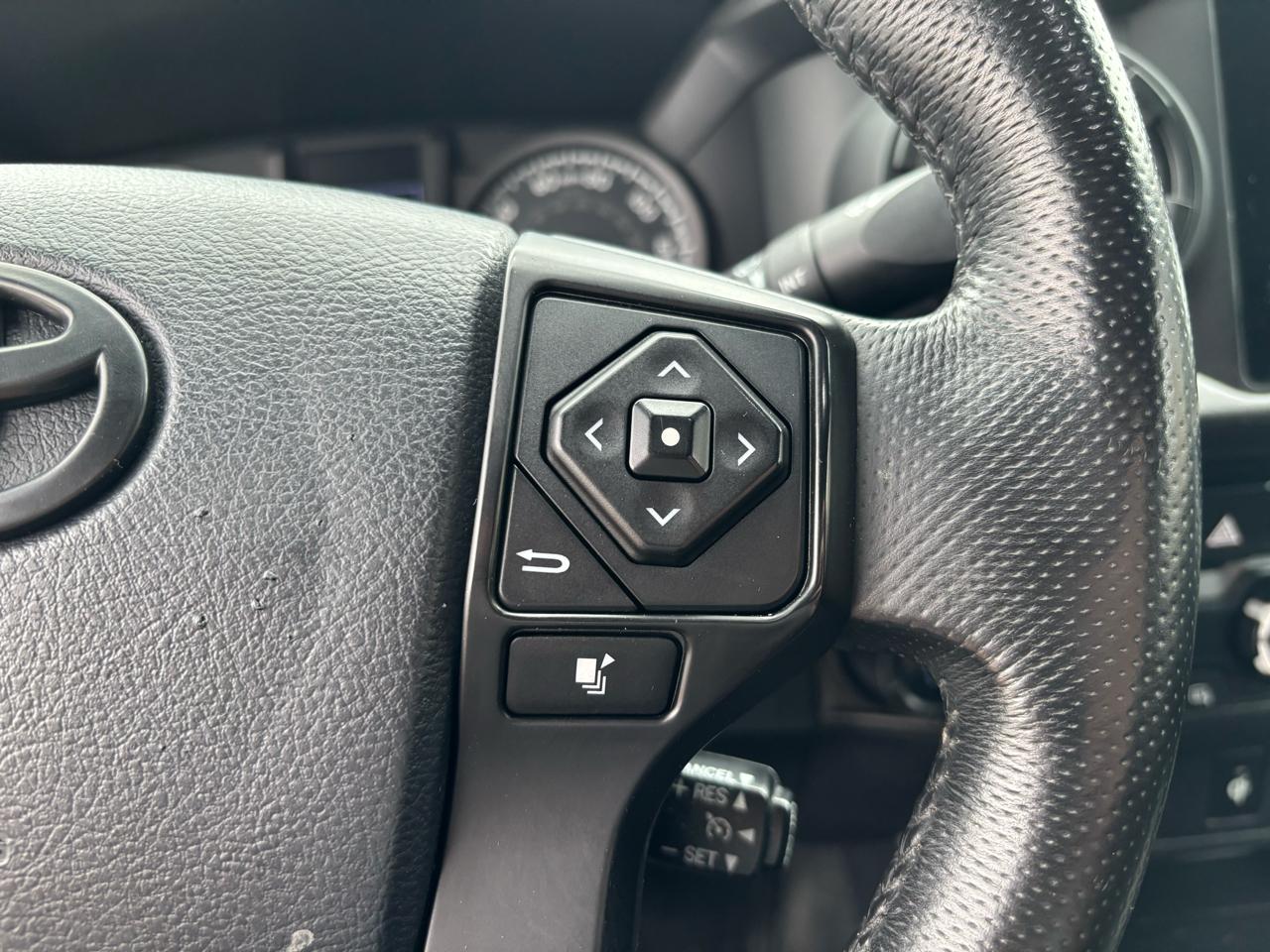 Toyota Tacoma  2017