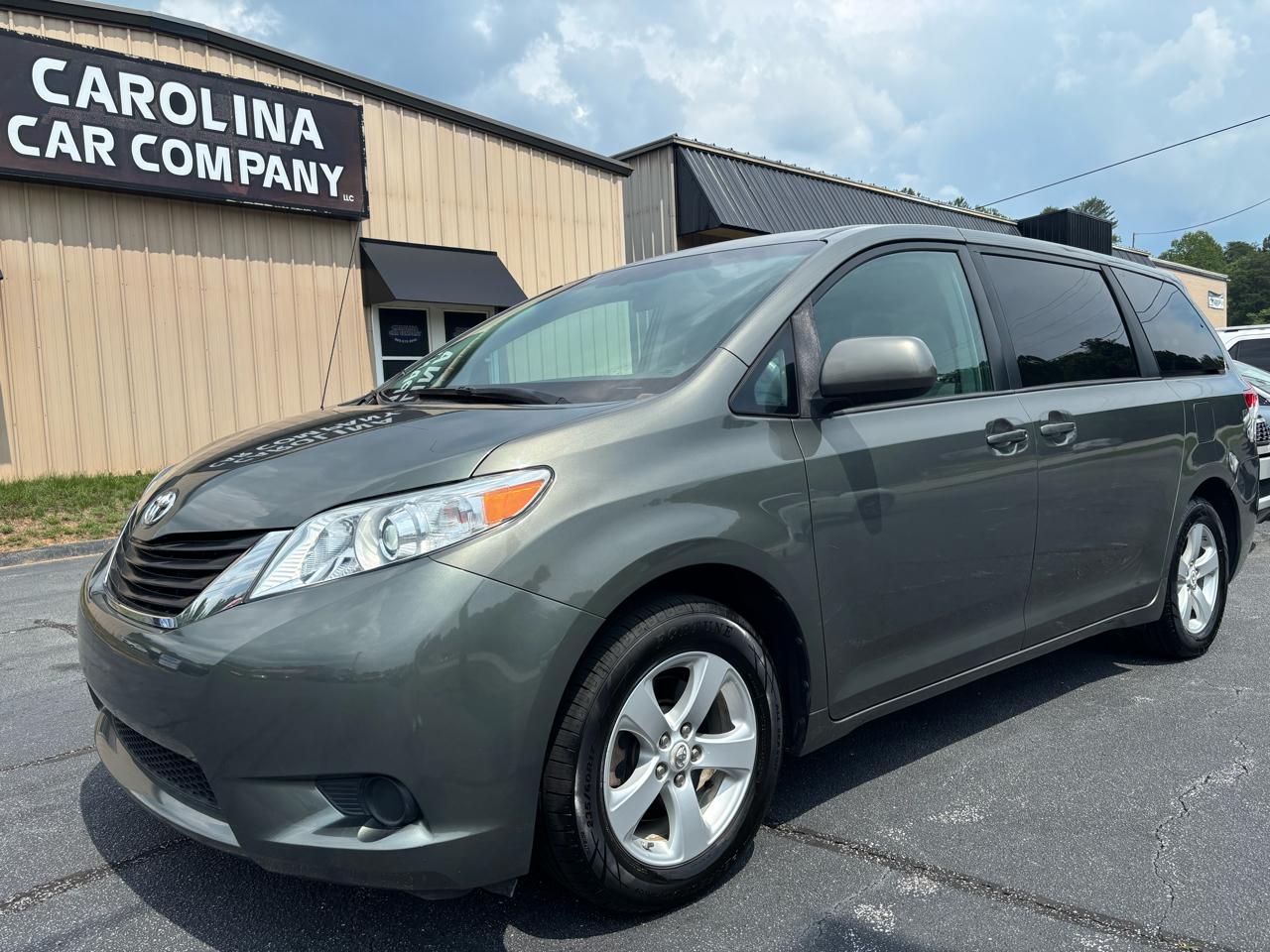 2012 Toyota Sienna FWD 7-Passenger I4