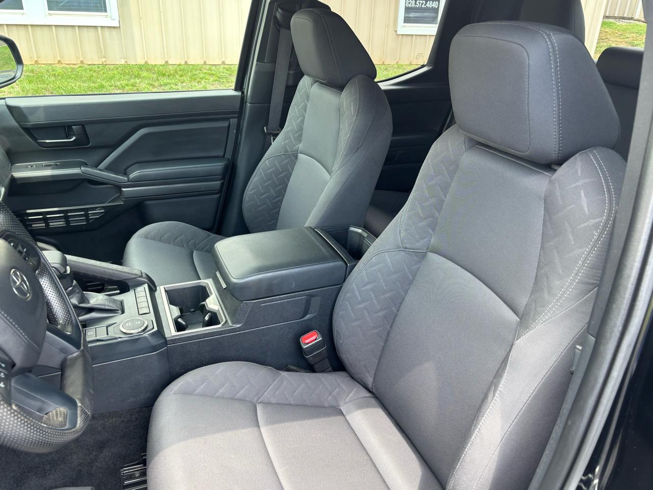 Toyota Tacoma  2024