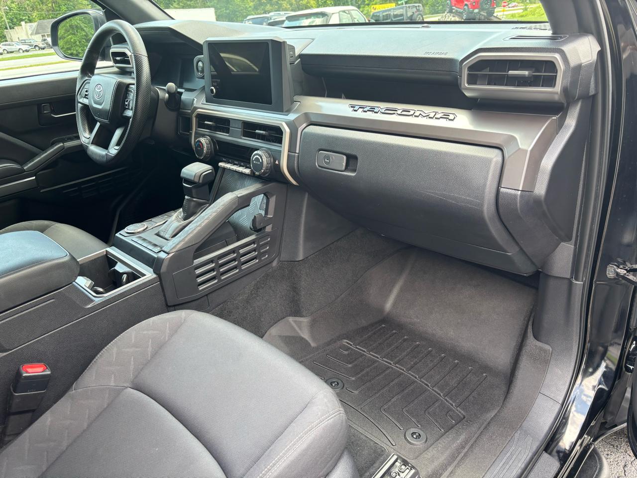 Toyota Tacoma  2024