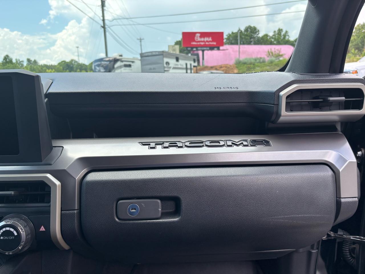 Toyota Tacoma  2024