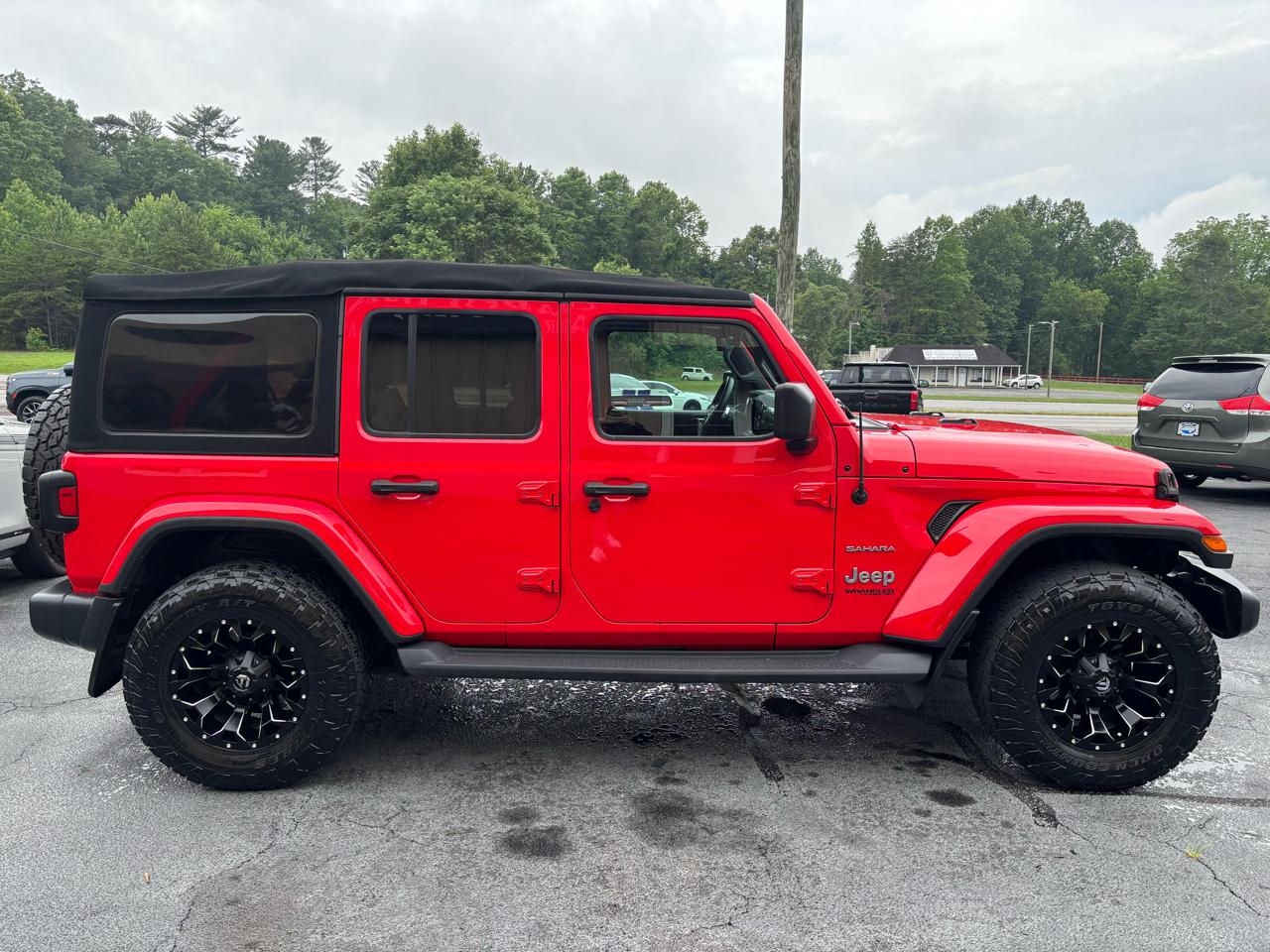 Jeep Wrangler Unlimited Sahara 2018