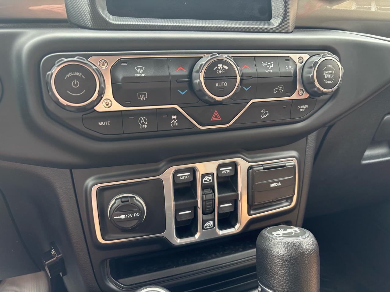 Jeep Wrangler Unlimited Sahara 2018