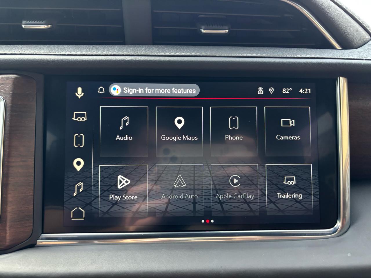 GMC Yukon XL Denali Ultimate 4WD 2023