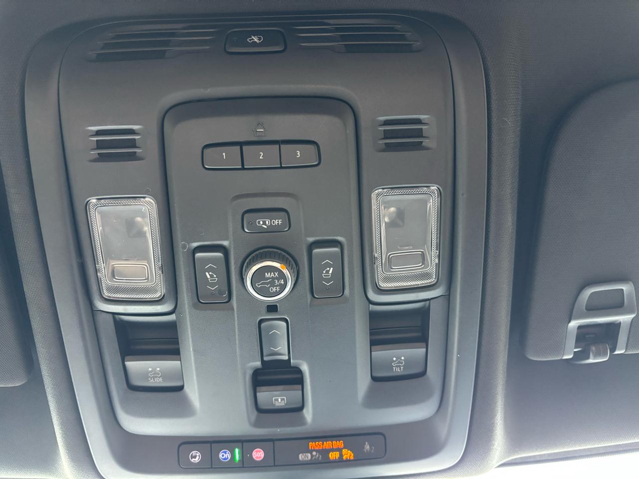 GMC Yukon XL Denali Ultimate 4WD 2023