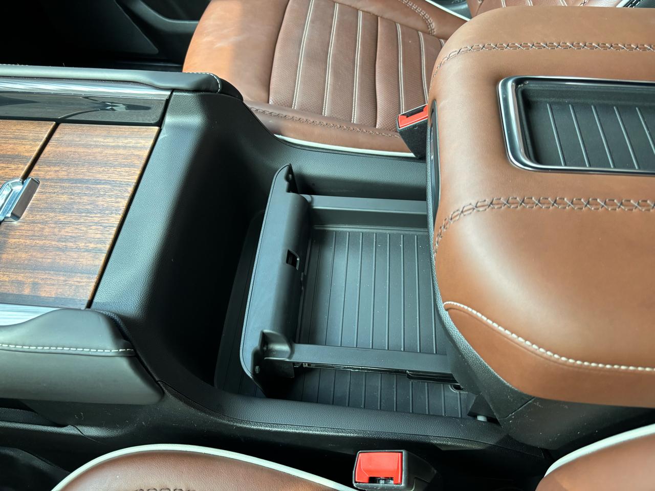 GMC Yukon XL Denali Ultimate 4WD 2023