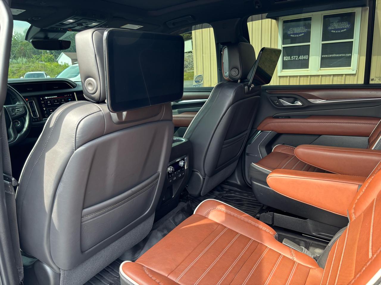GMC Yukon XL Denali Ultimate 4WD 2023