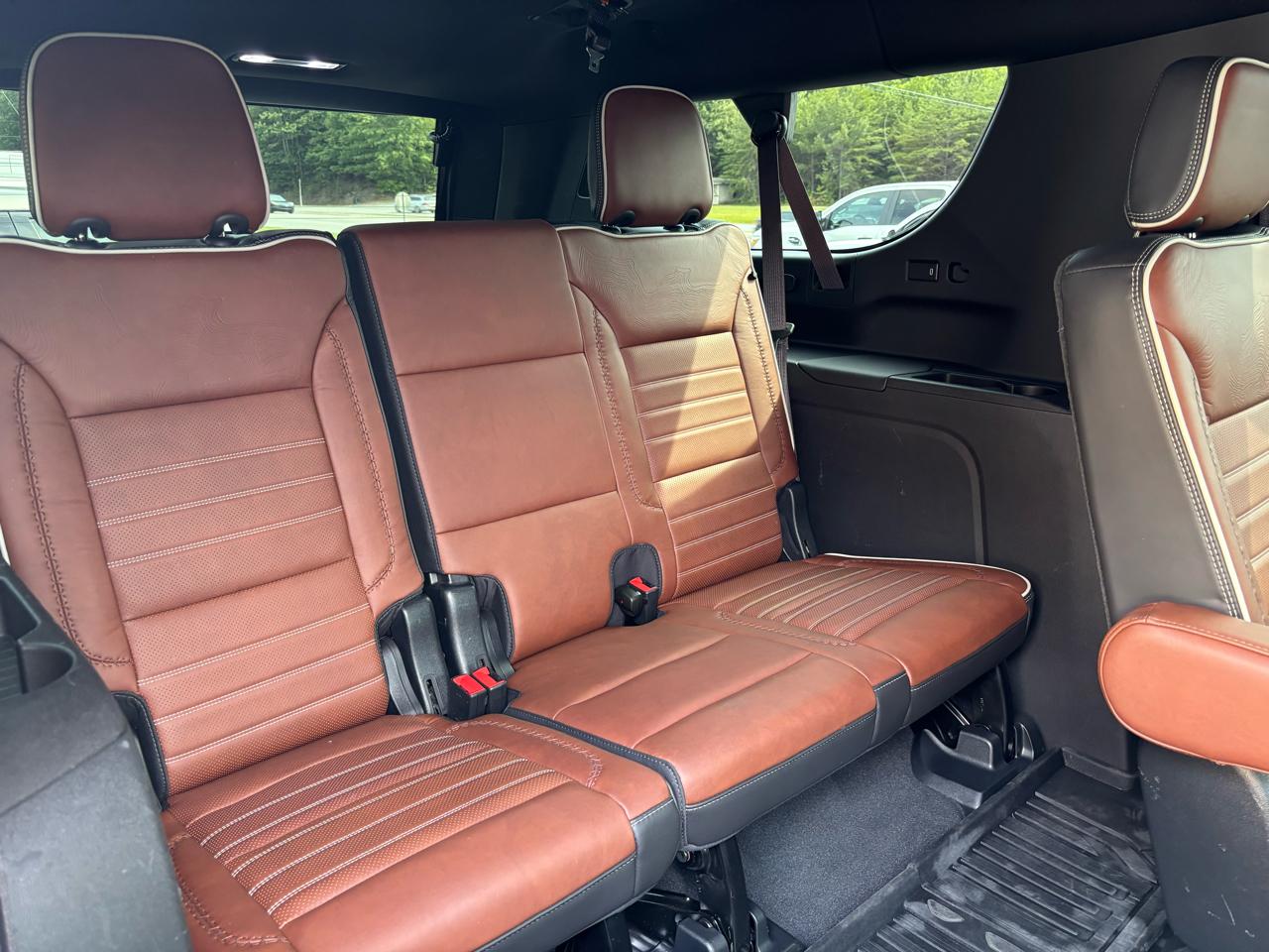 GMC Yukon XL Denali Ultimate 4WD 2023