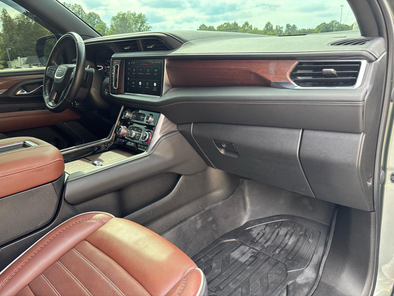 GMC Yukon XL Denali Ultimate 4WD 2023