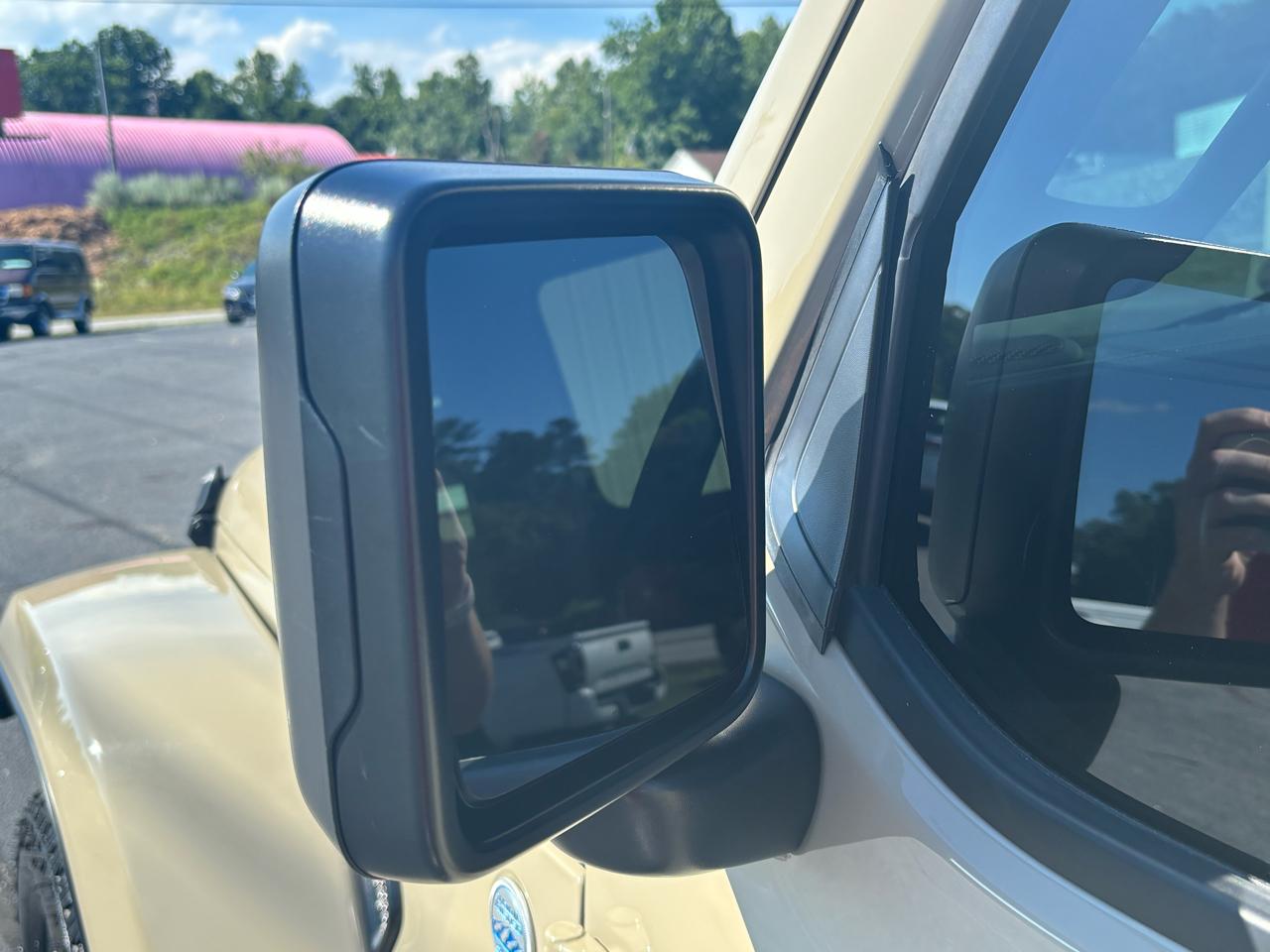 Jeep Wrangler 4xe Unlimited Sahara 2022