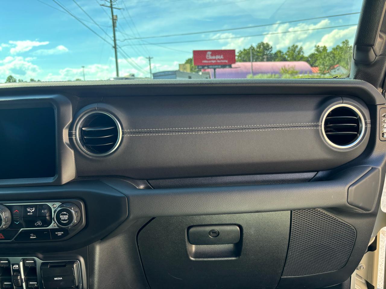 Jeep Wrangler 4xe Unlimited Sahara 2022
