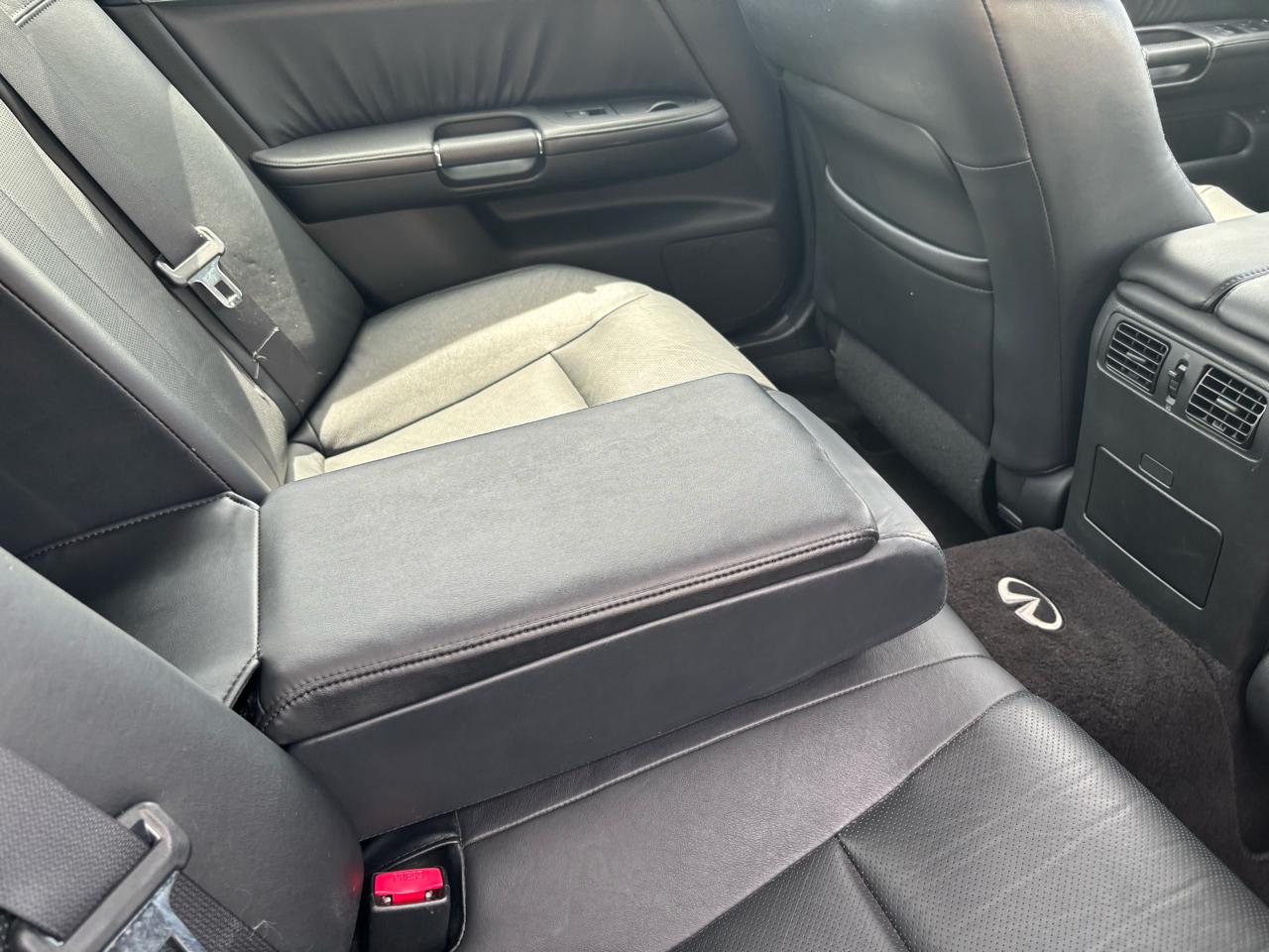 Infiniti M 35 4WD 2008