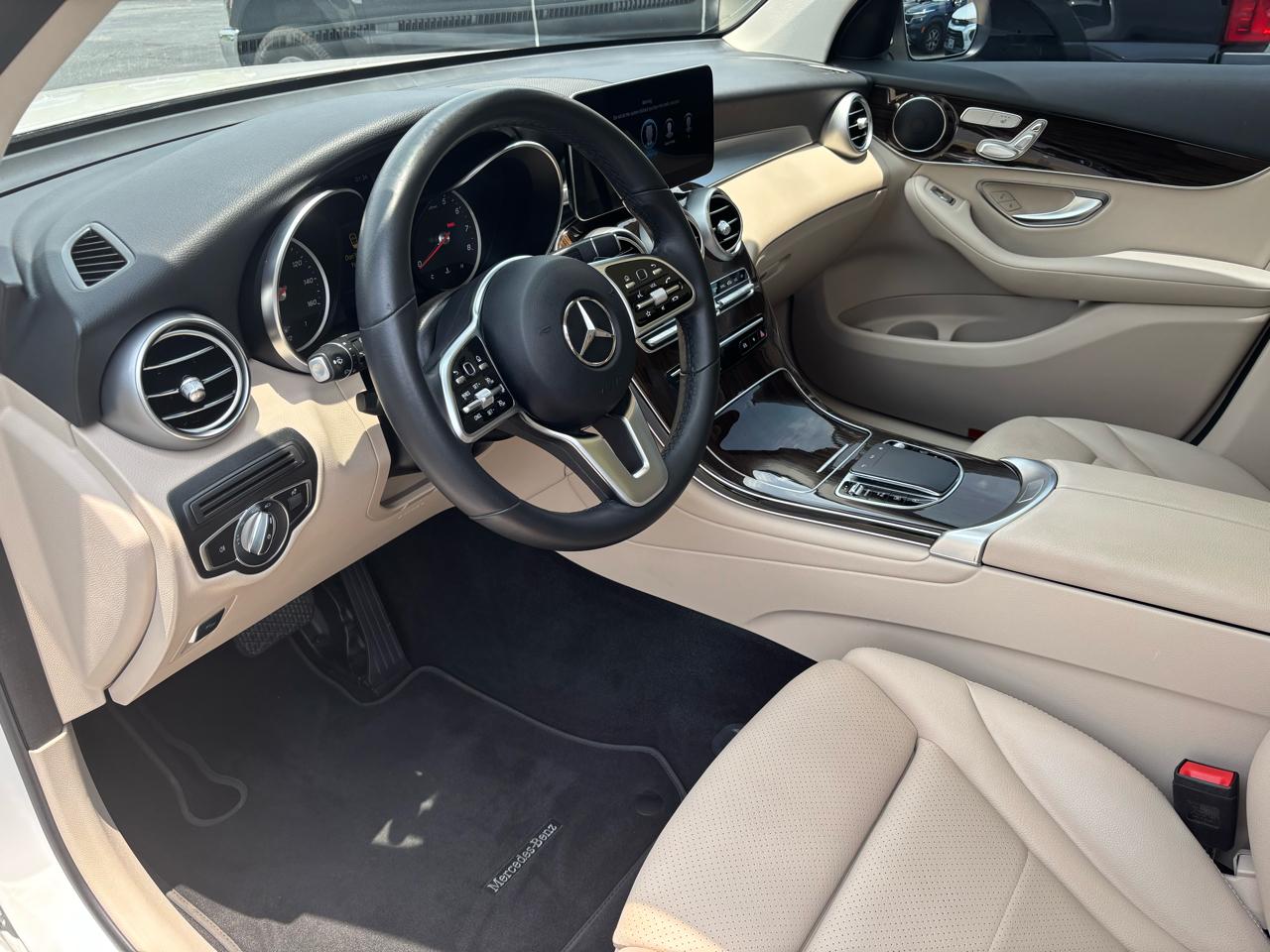 Mercedes-Benz GLC-Class GLC300 2022