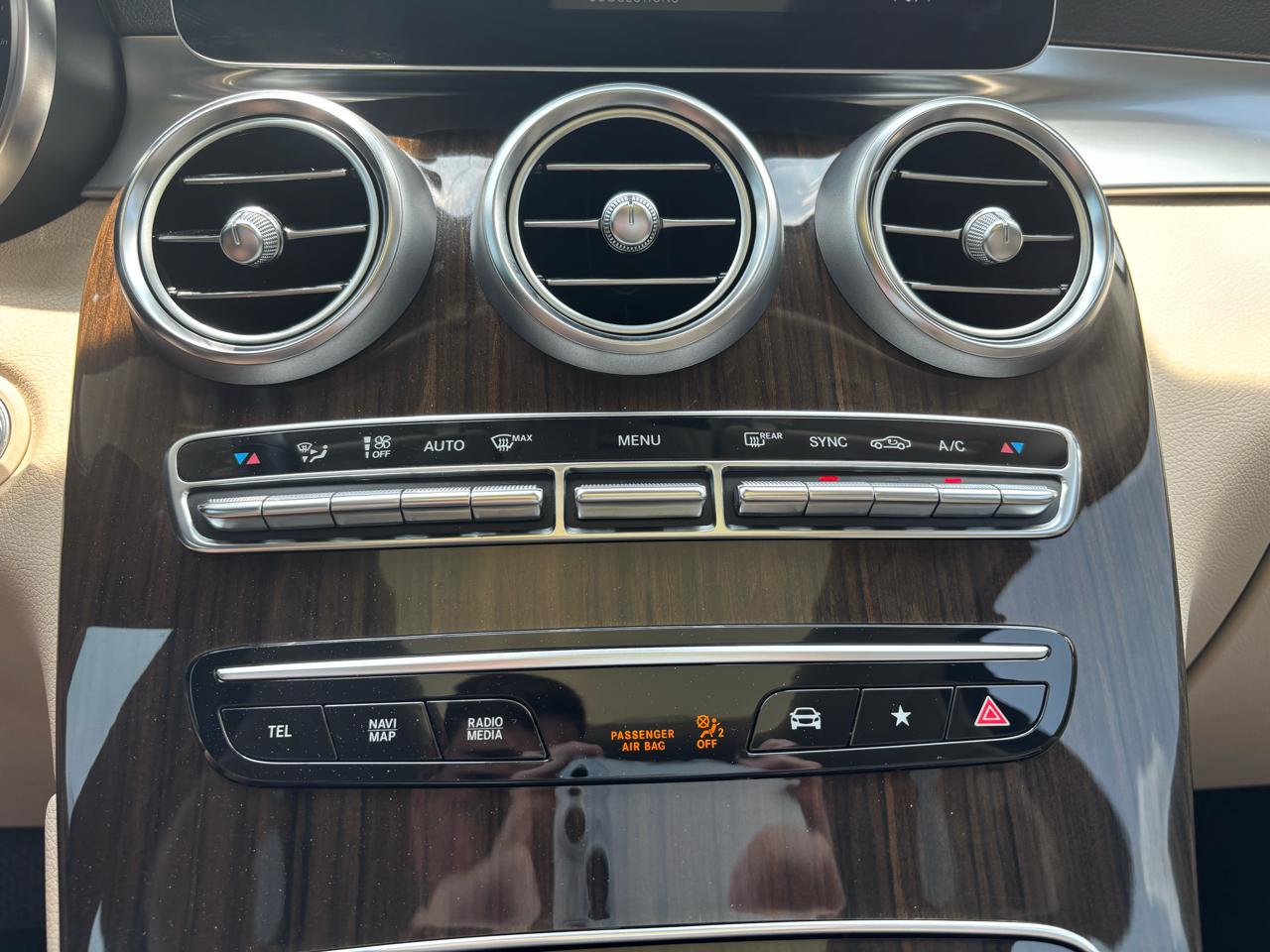 Mercedes-Benz GLC-Class GLC300 2022