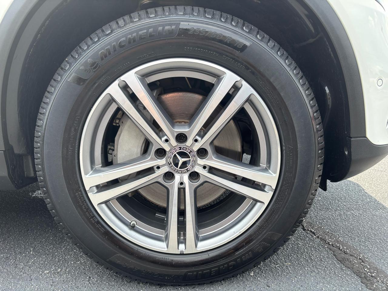 Mercedes-Benz GLC-Class GLC300 2022