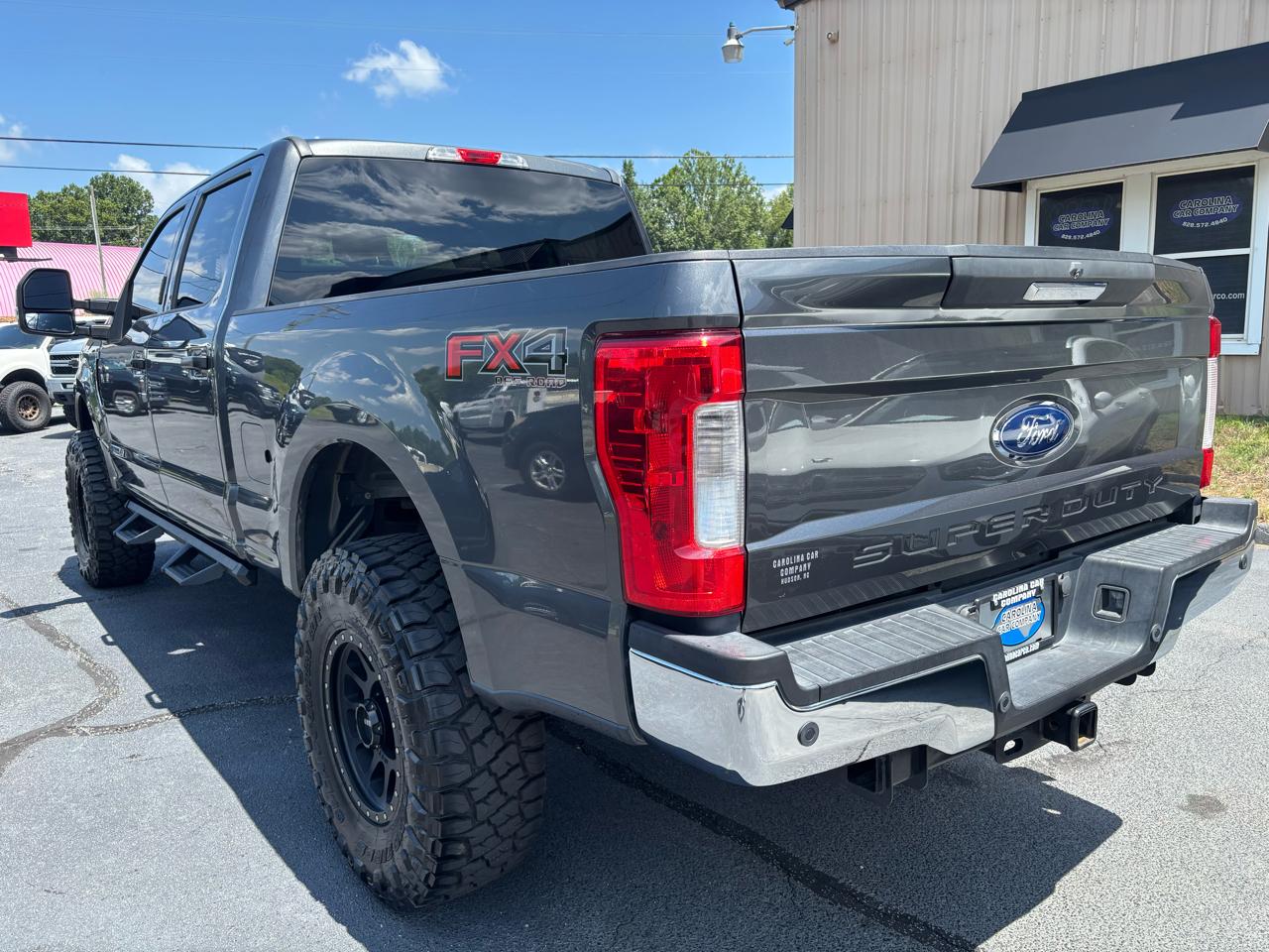 Ford F-250 SD XLT Crew Cab 4WD 2019