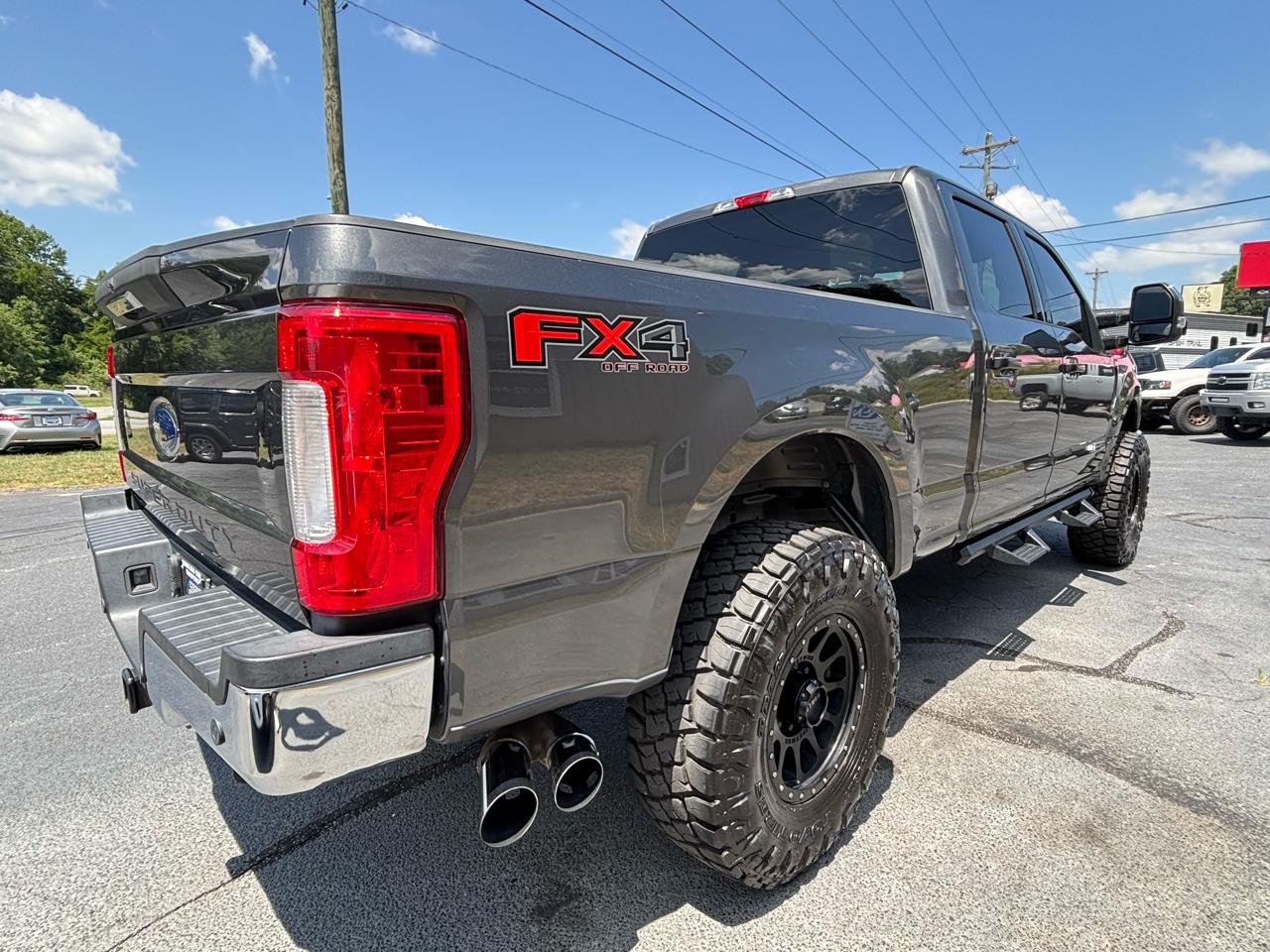 Ford F-250 SD XLT Crew Cab 4WD 2019