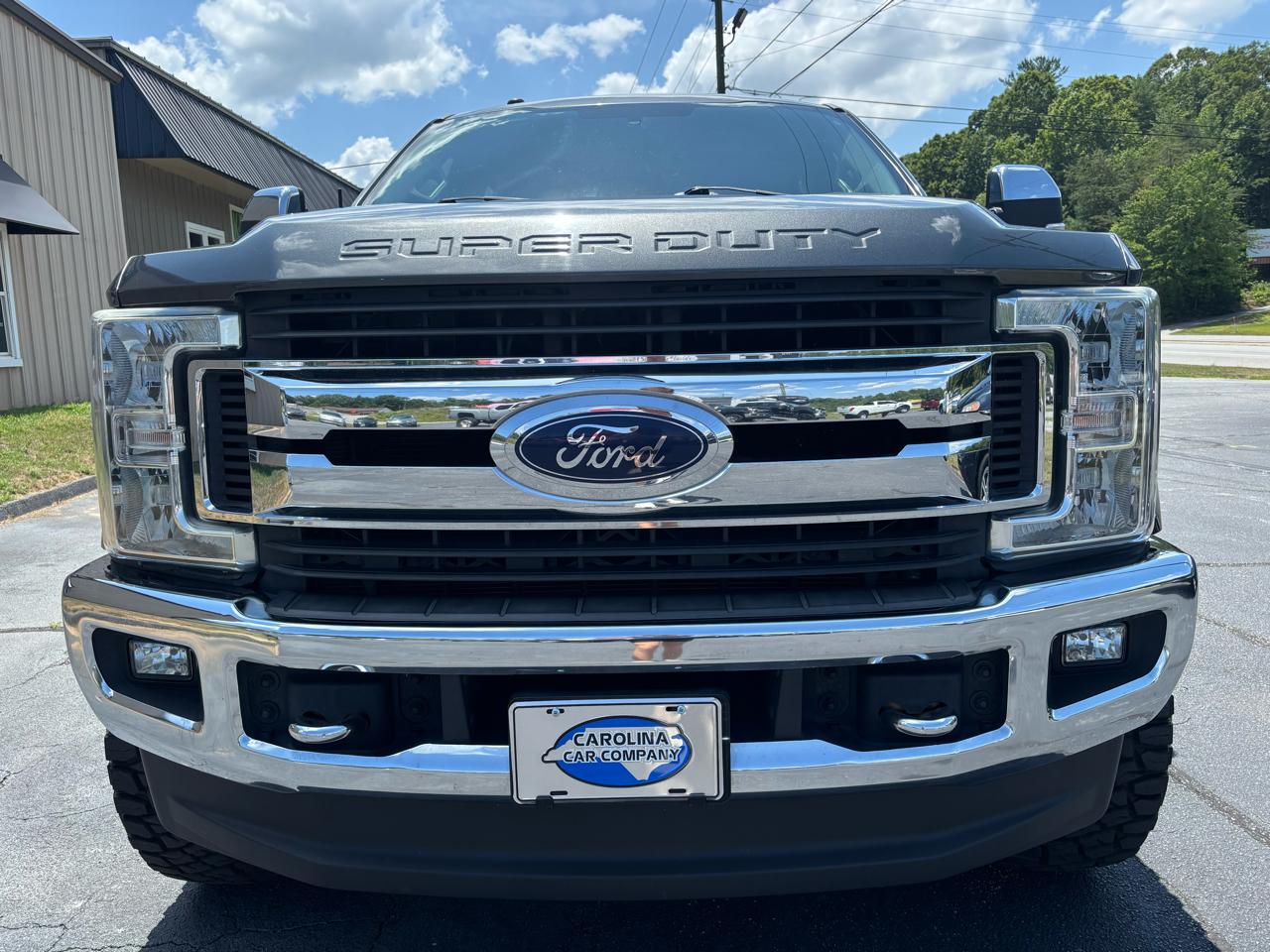 Ford F-250 SD XLT Crew Cab 4WD 2019