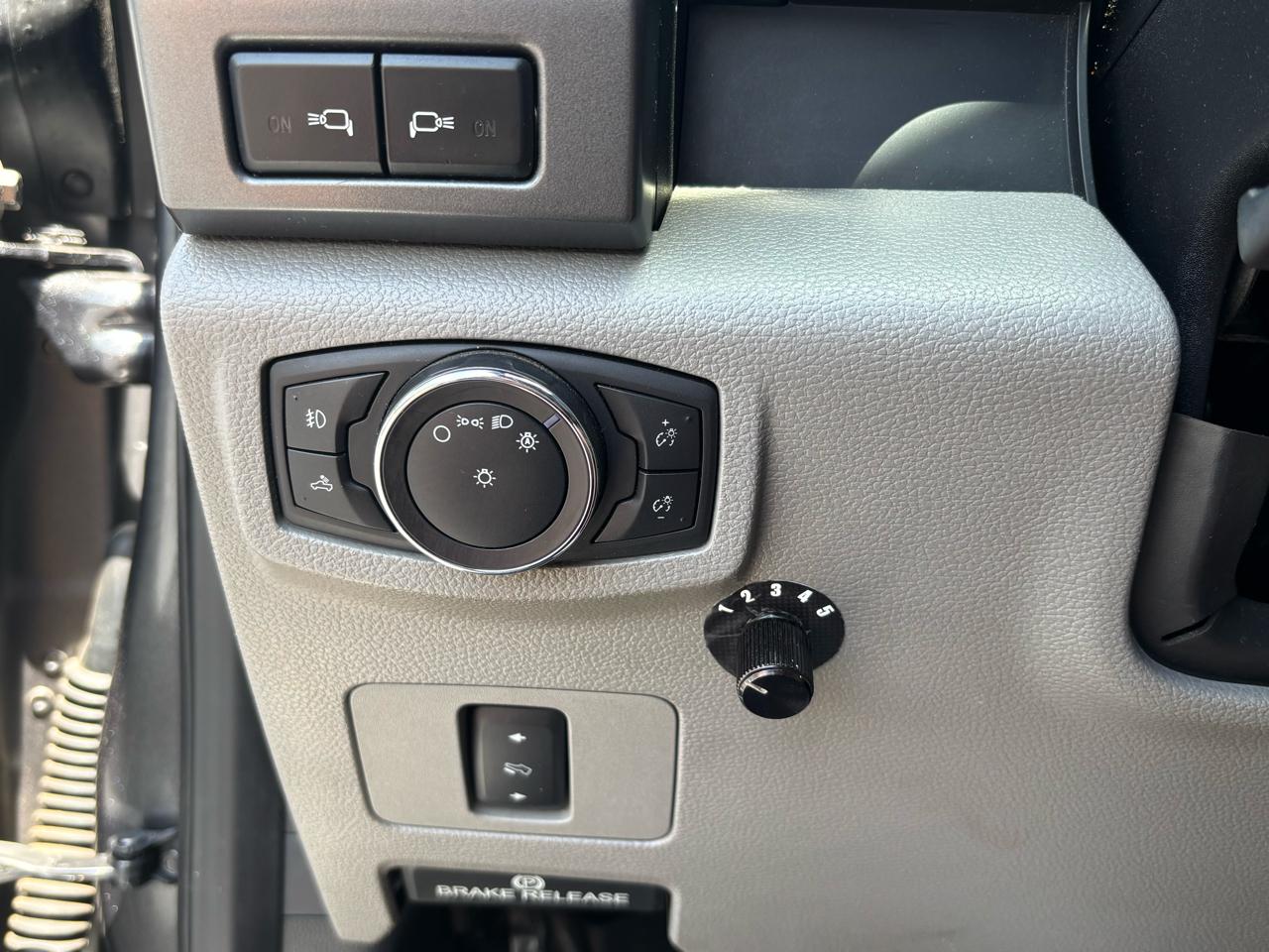 Ford F-250 SD XLT Crew Cab 4WD 2019