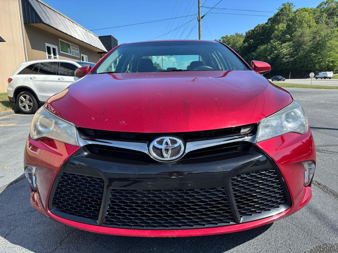 Toyota Camry SE 2017