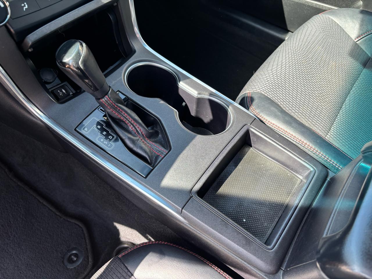 Toyota Camry SE 2017