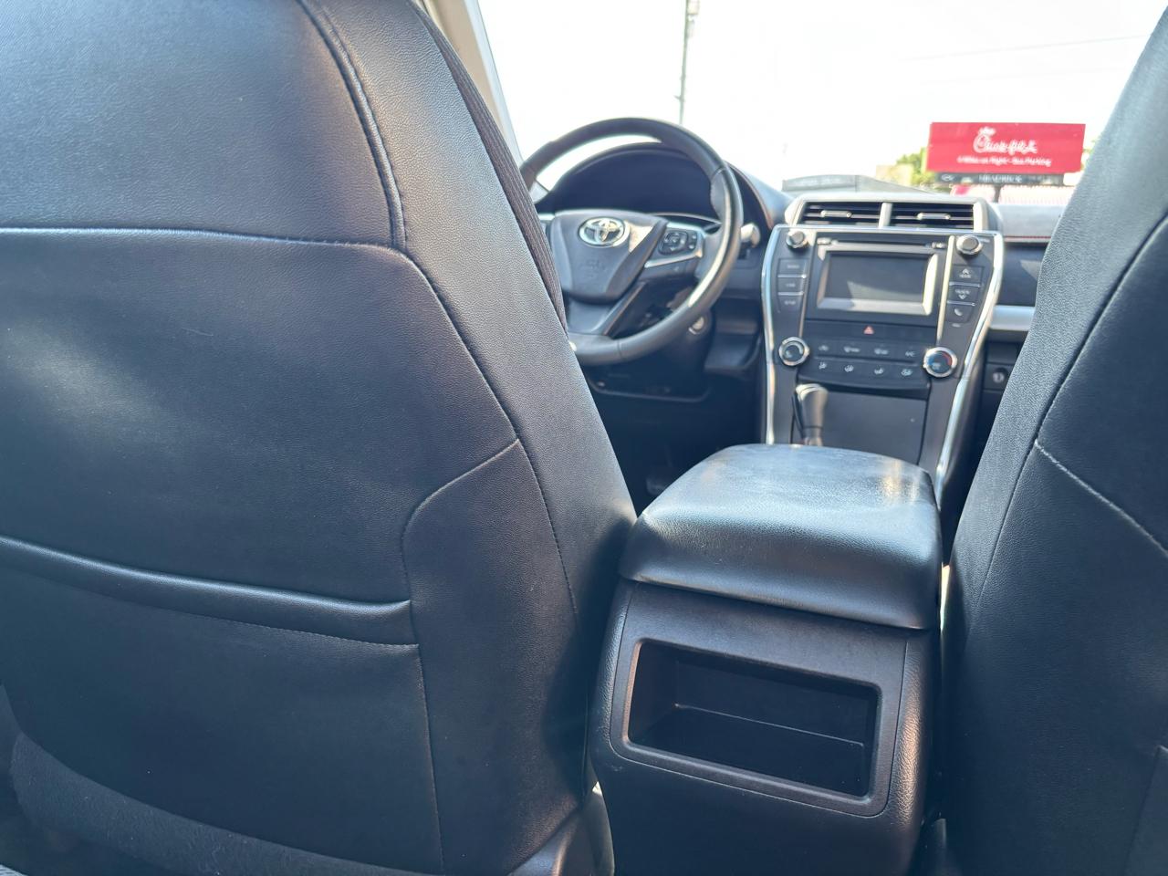 Toyota Camry SE 2017