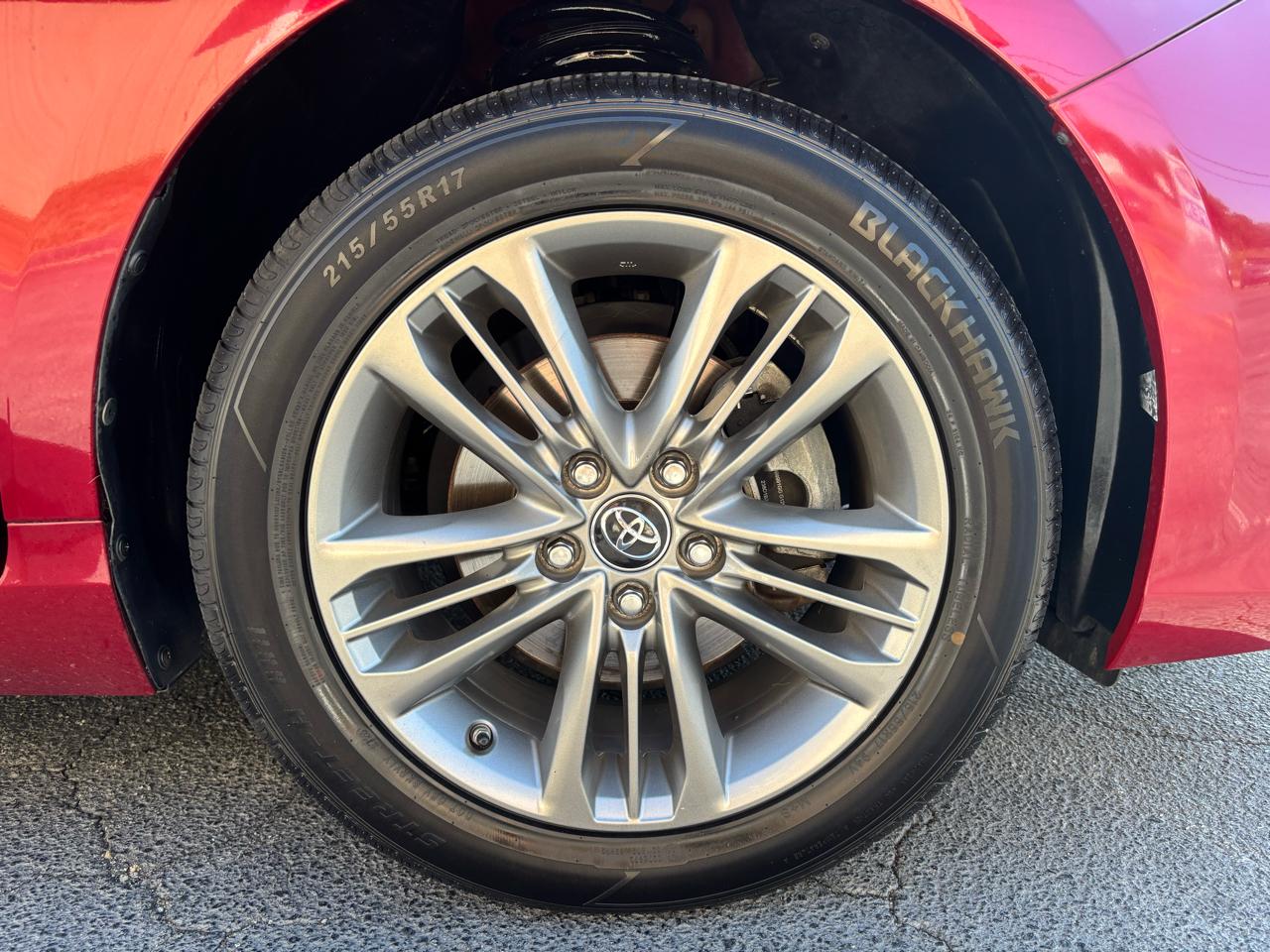 Toyota Camry SE 2017