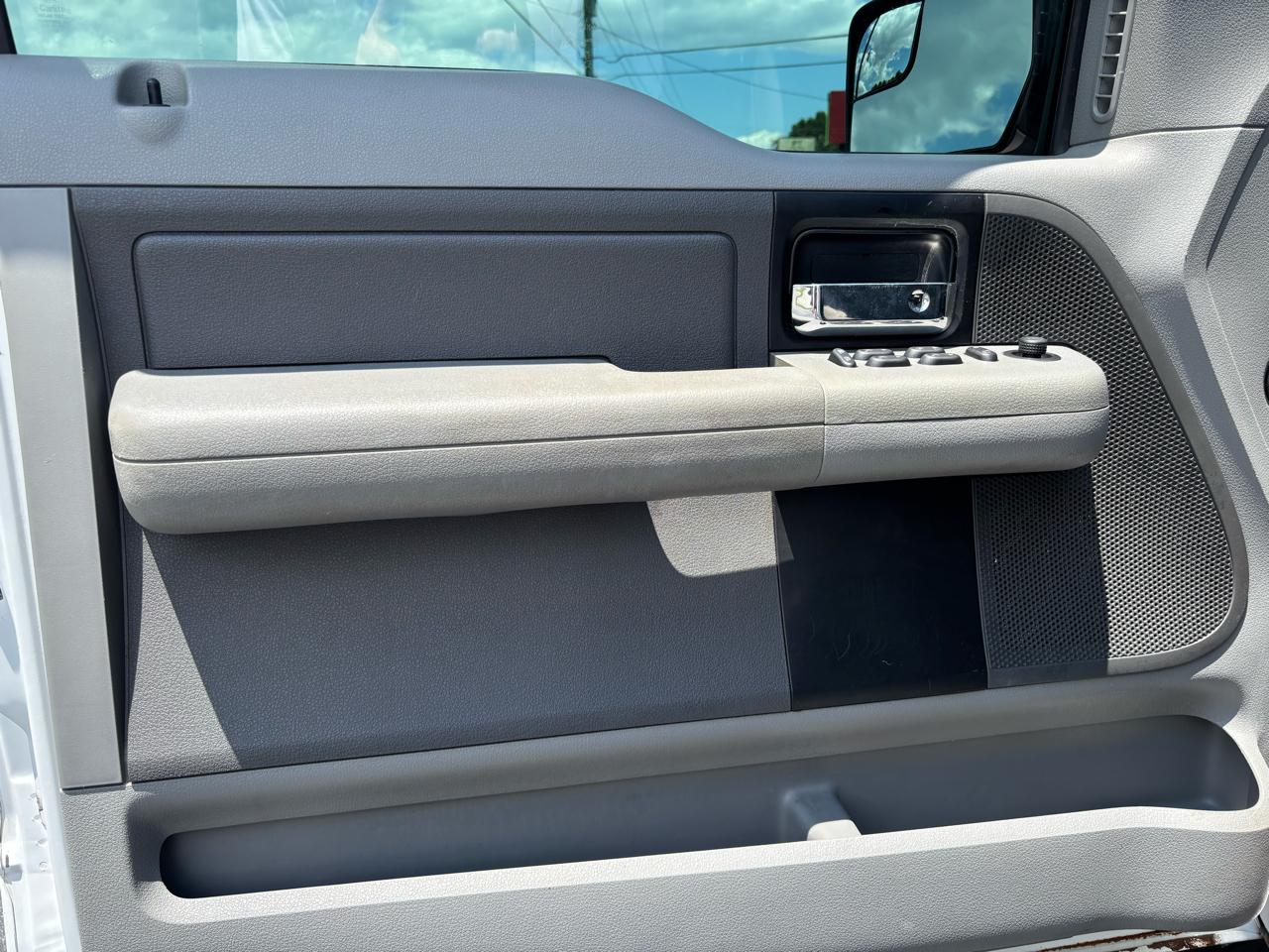 Ford F-150 XL SuperCab 4WD 2008