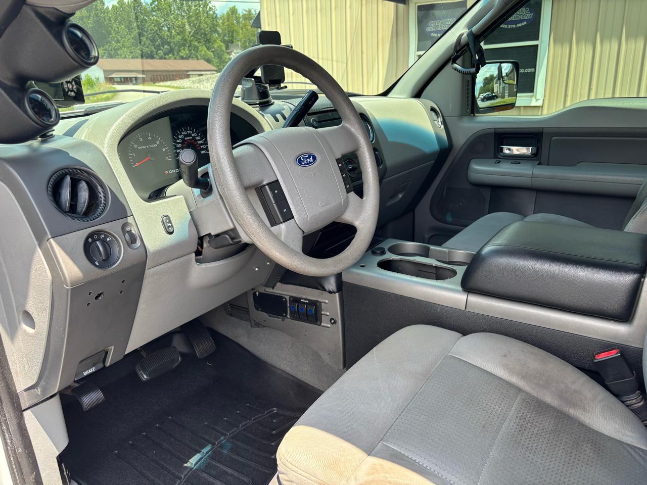 Ford F-150 XL SuperCab 4WD 2008