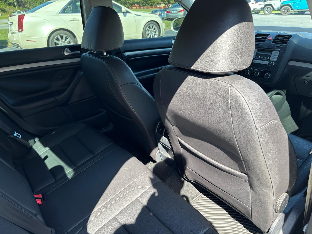 Volkswagen Jetta Limited Editon 2010