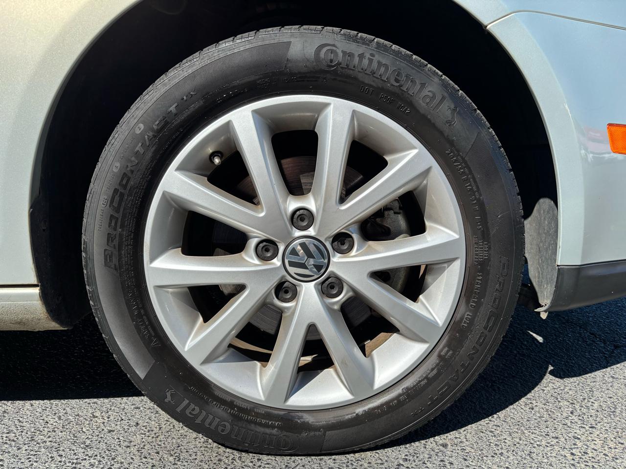 Volkswagen Jetta Limited Editon 2010