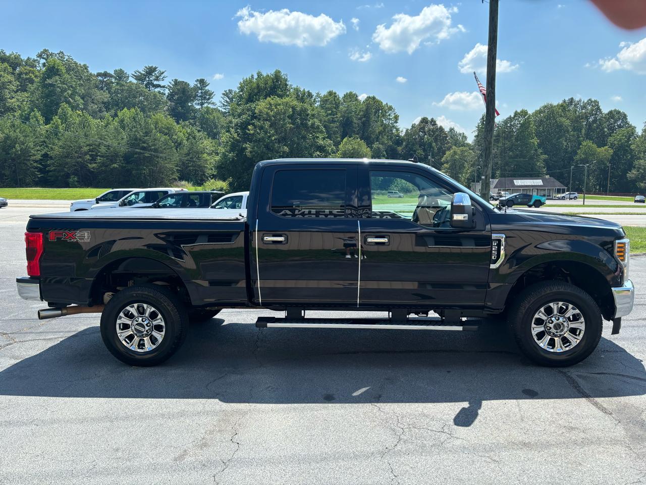 Ford F-250 SD XLT Crew Cab 4WD 2019