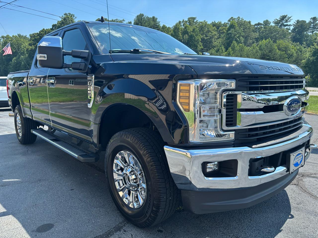 Ford F-250 SD XLT Crew Cab 4WD 2019