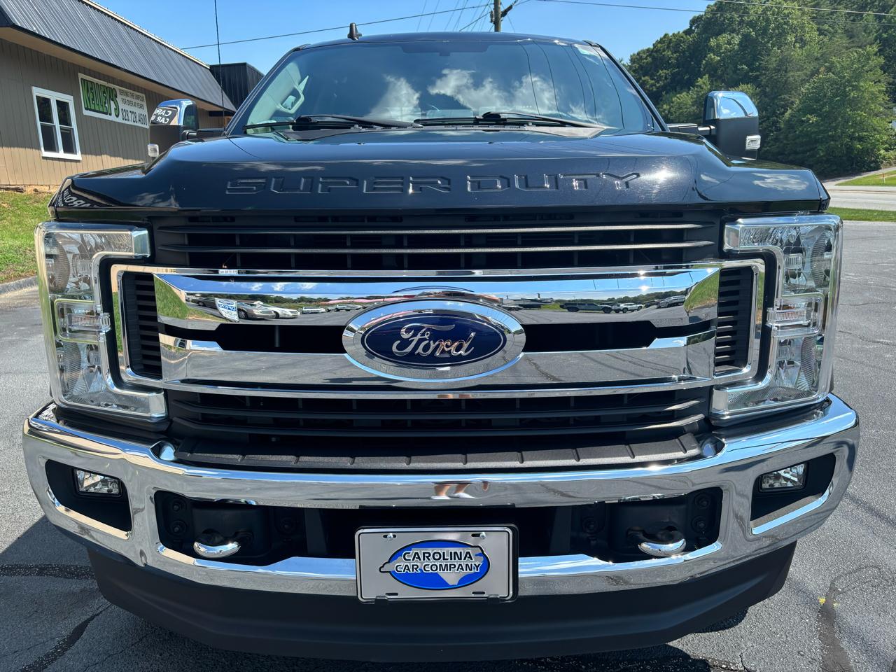 Ford F-250 SD XLT Crew Cab 4WD 2019