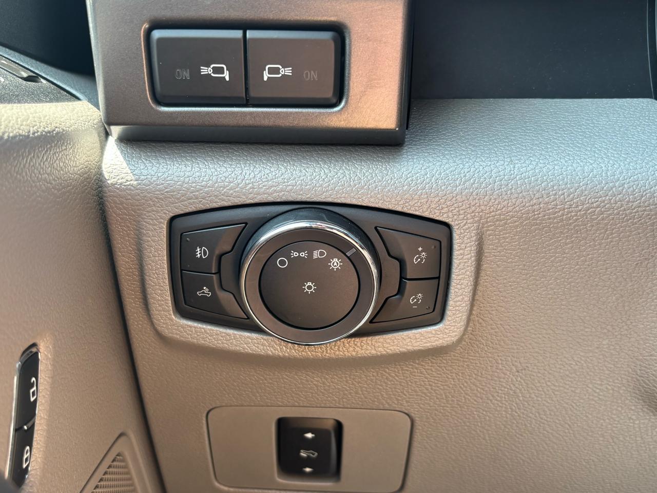Ford F-250 SD XLT Crew Cab 4WD 2019