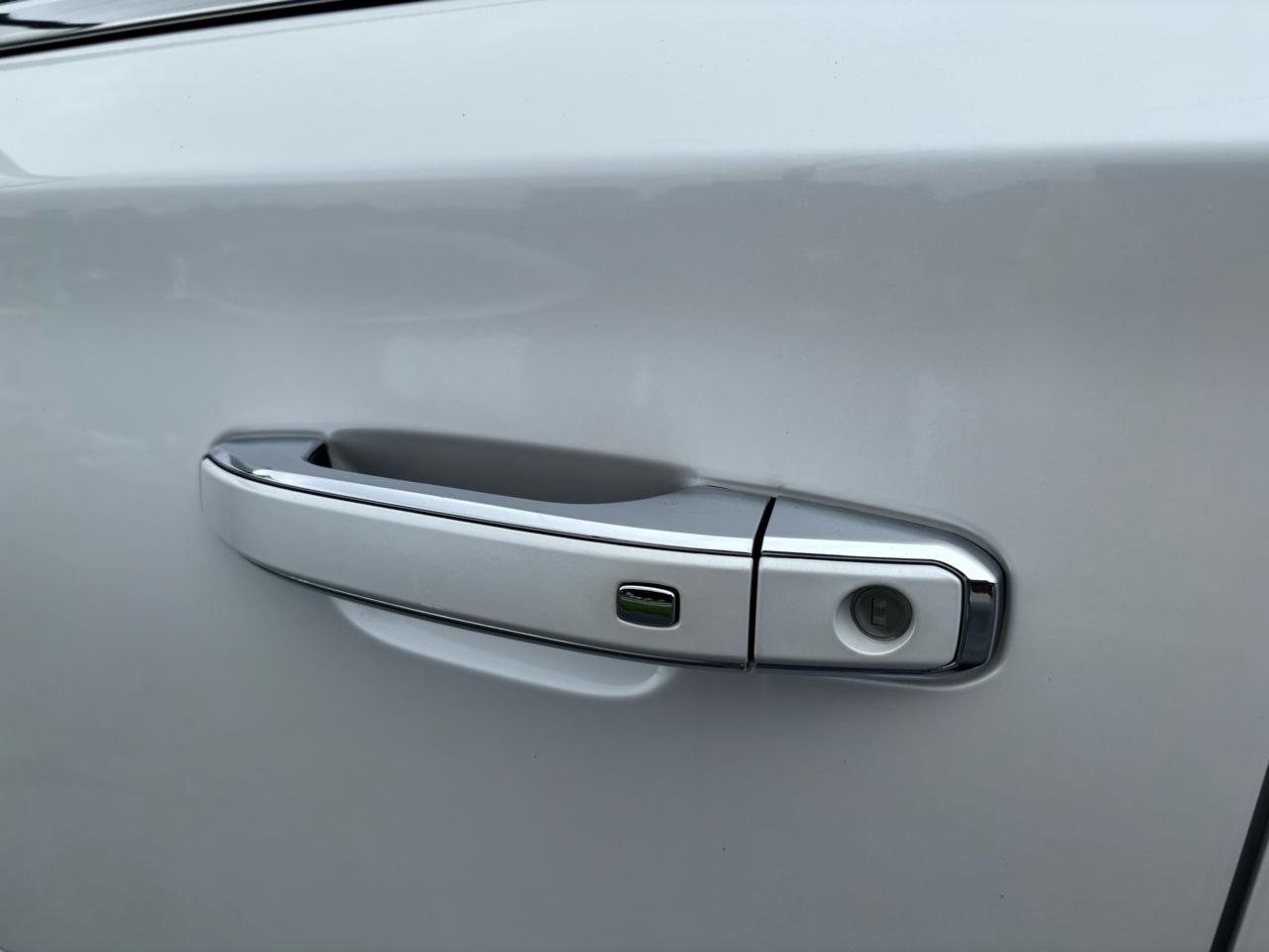 Chevrolet Suburban Premier 2WD 2018