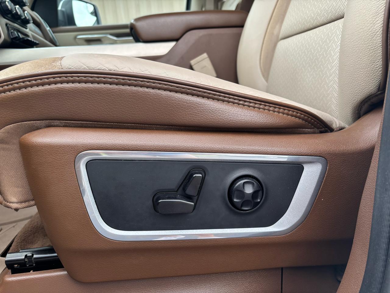 RAM 1500 Laramie Crew Cab SWB 4WD 2019