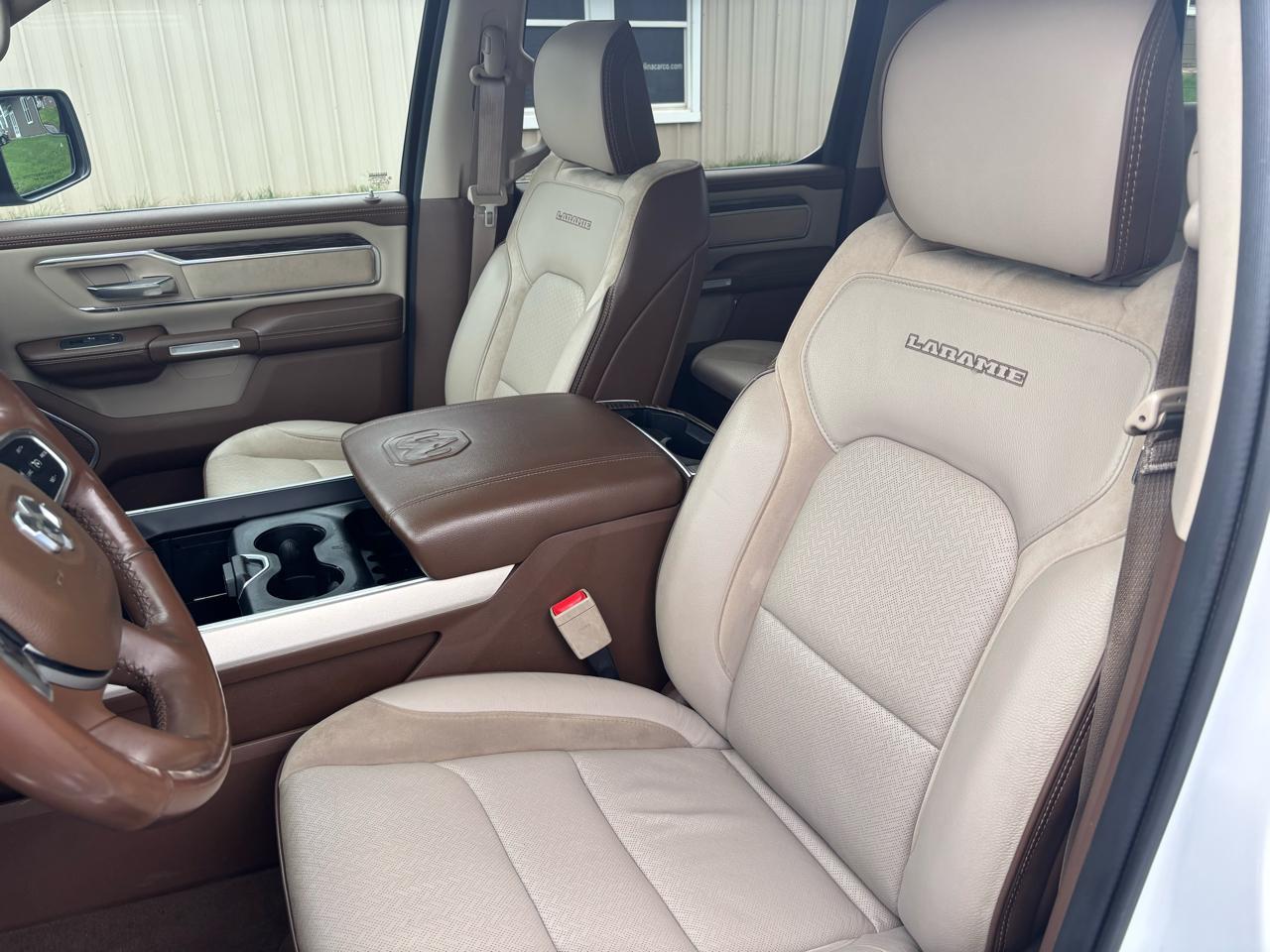 RAM 1500 Laramie Crew Cab SWB 4WD 2019