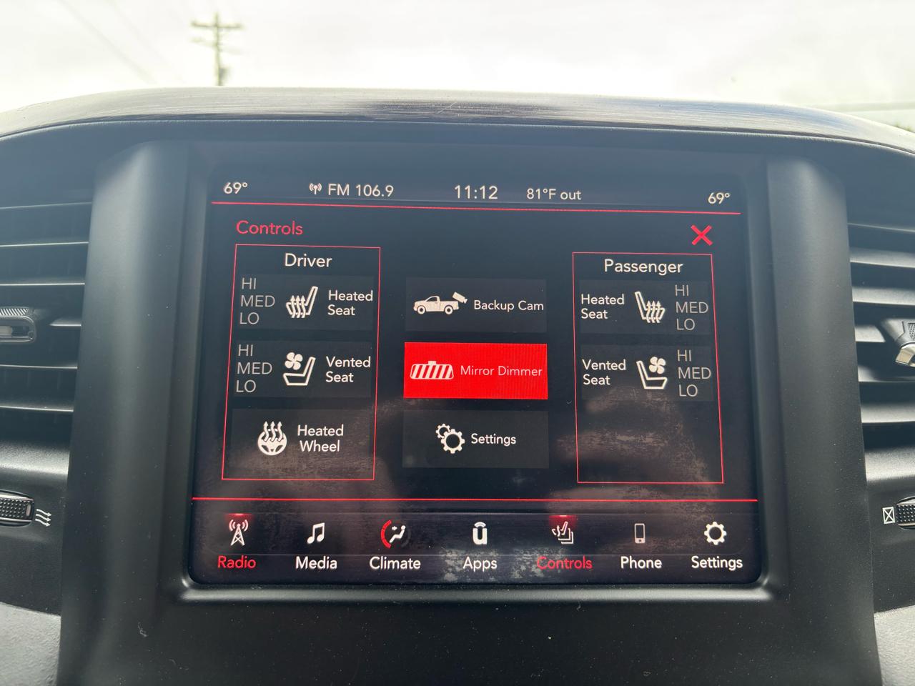 RAM 1500 Laramie Crew Cab SWB 4WD 2019